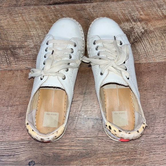 Dolce Vita Morris Sneakers - Picture 7 of 11